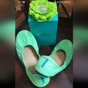 Size 8 Tieks - Mint Patent